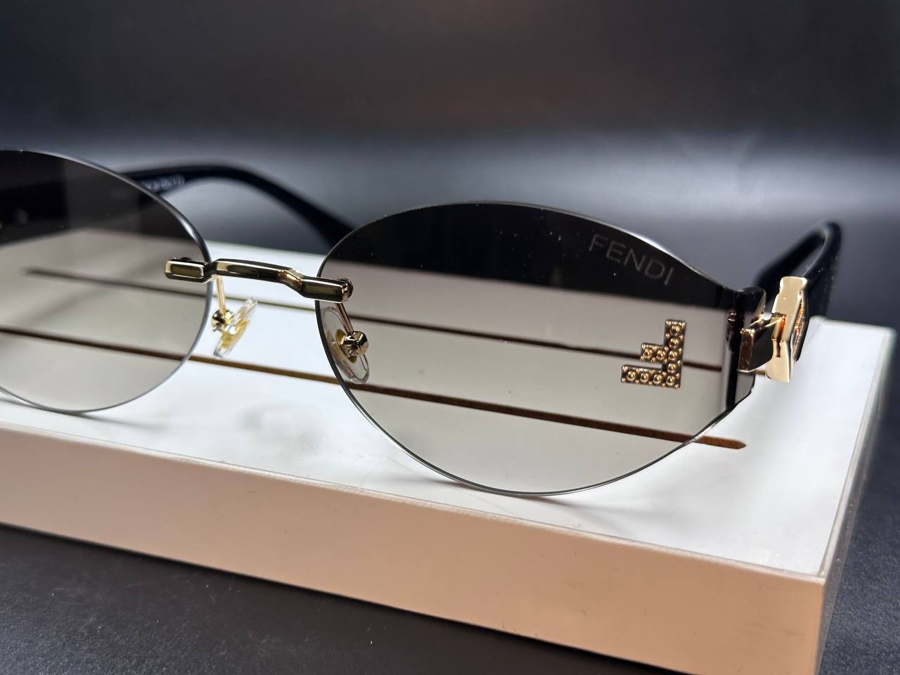 Fen.di sunglasses