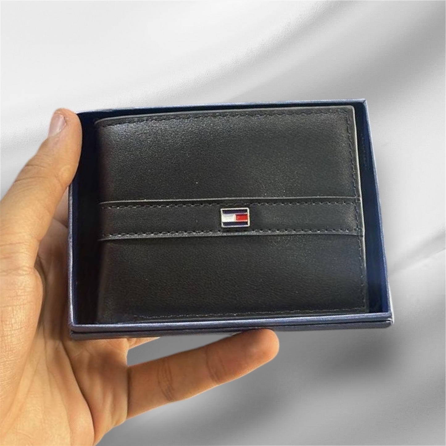 TOMMY WALLET