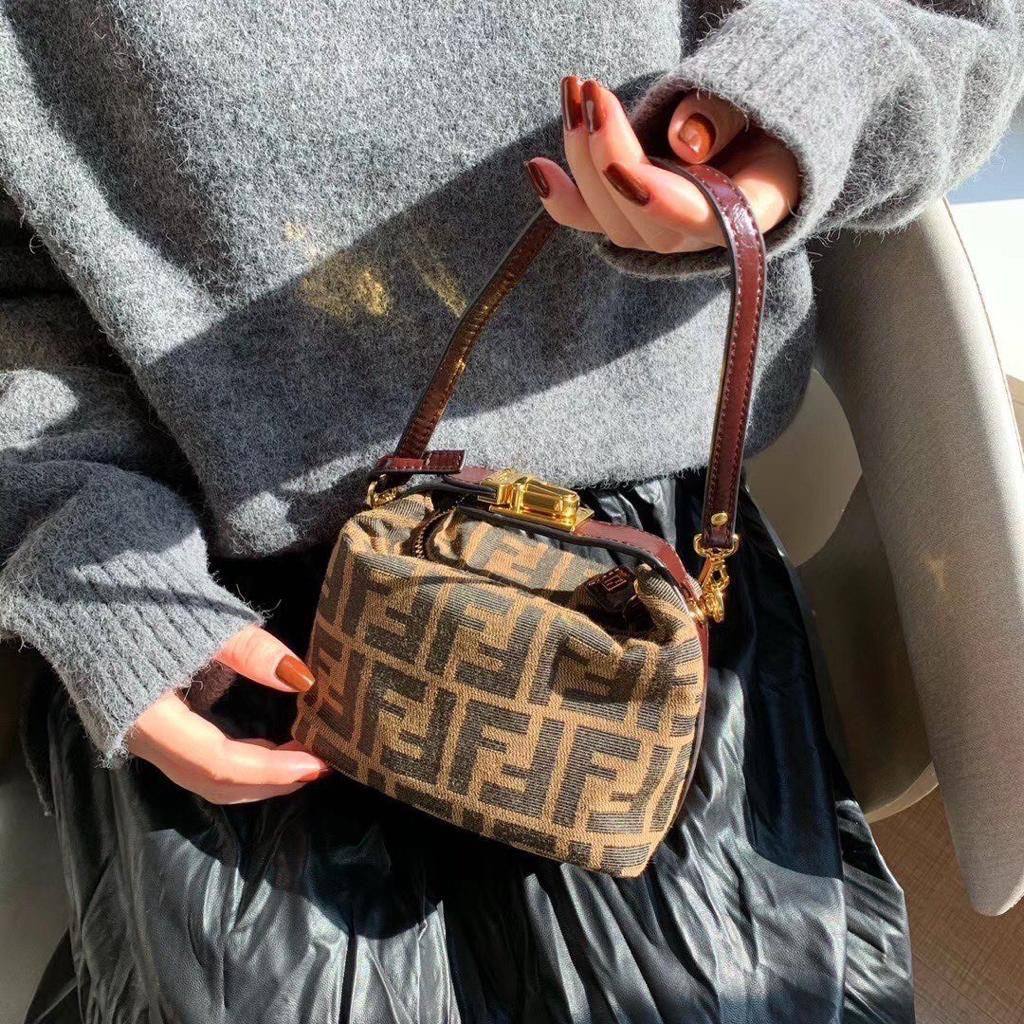 FEN-DI CUTIEST BAG