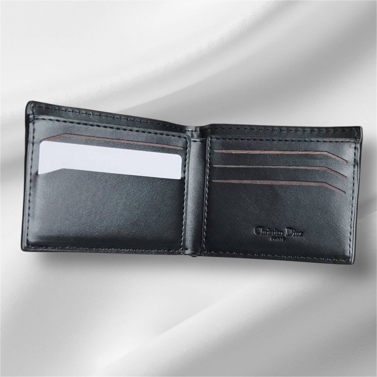 Dior wallet