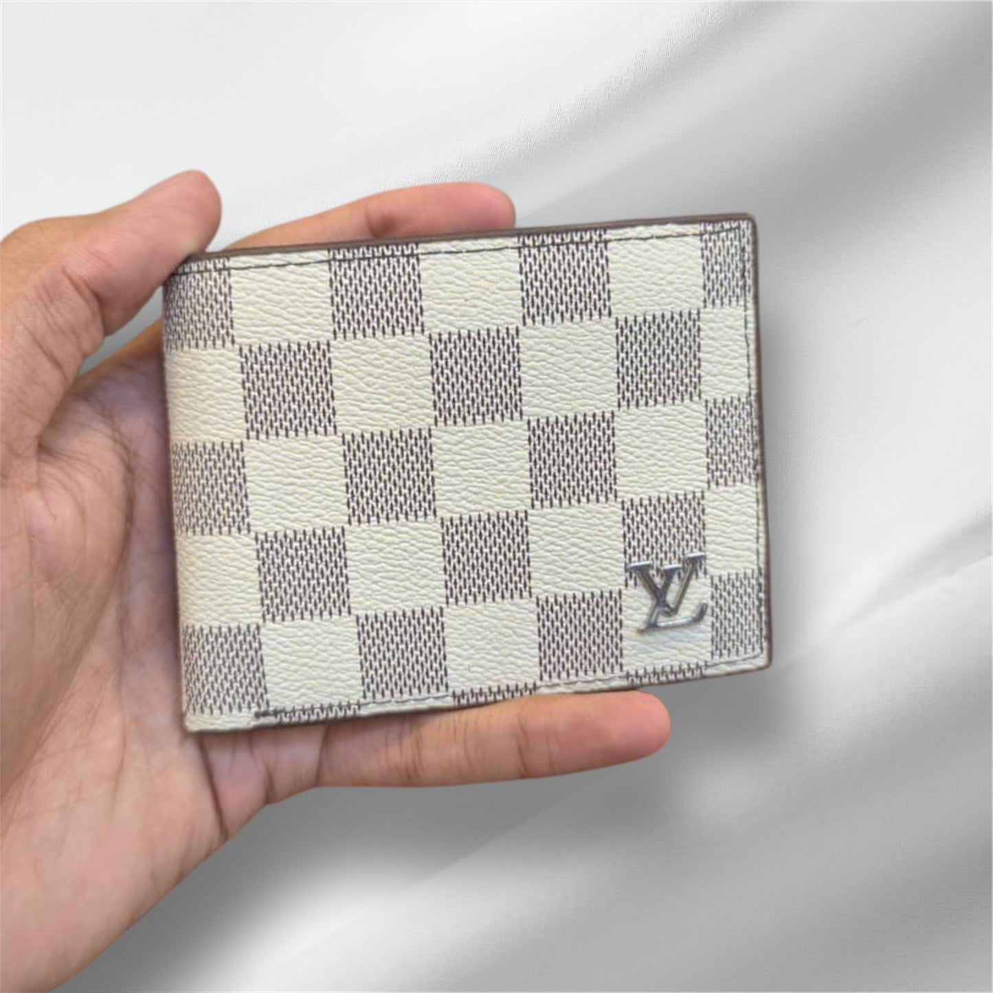 LV WALLET