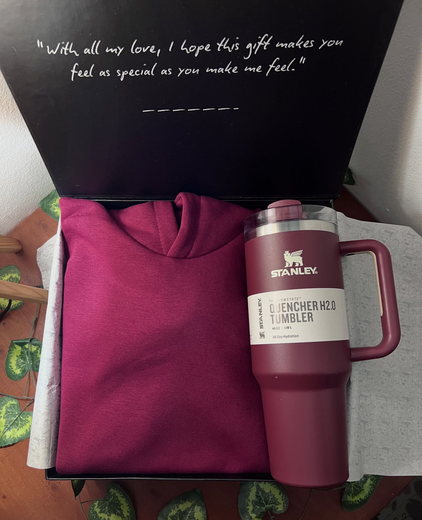 BURGUNDY BOX