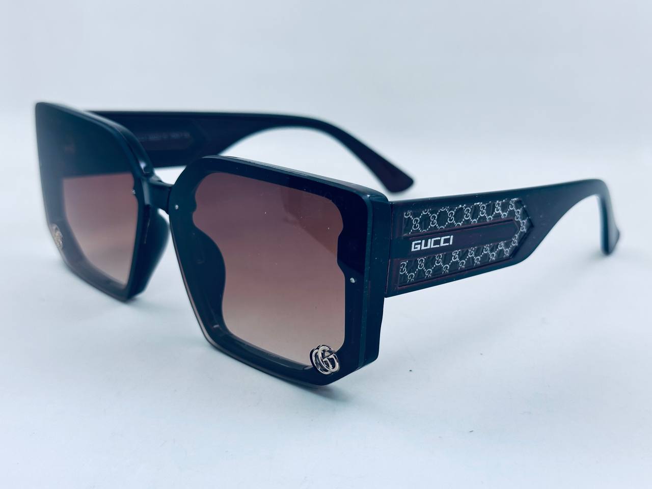 GU-CCI BROWN