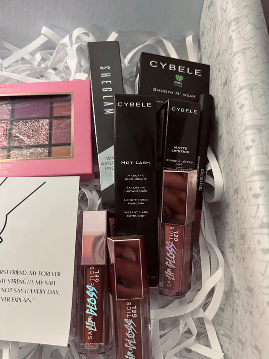 MAKEUP BOX