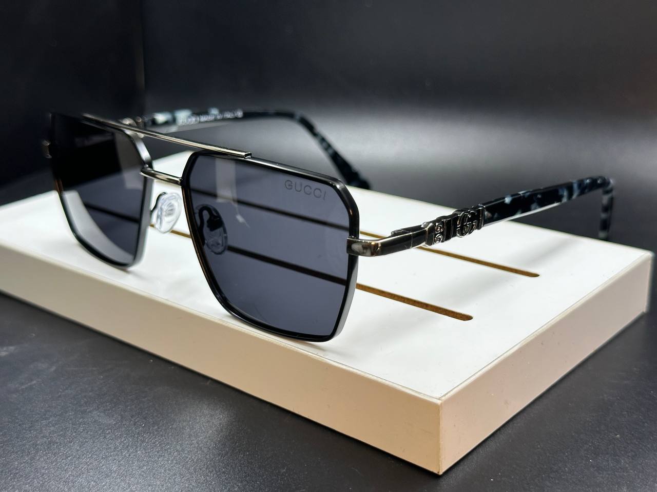 Gu-cci sunglasses