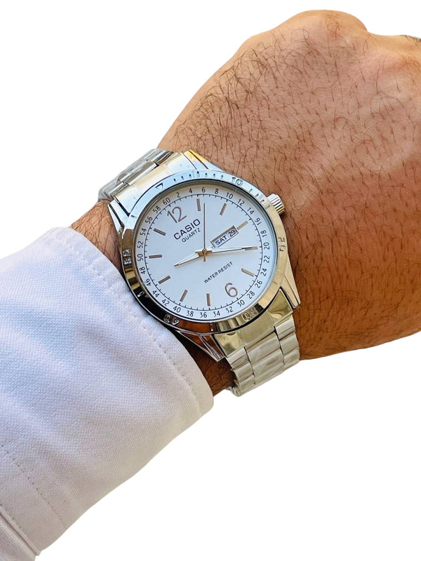 WHITE-CASIO