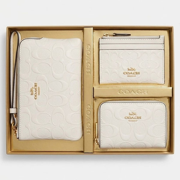 Co-ach white wallet box