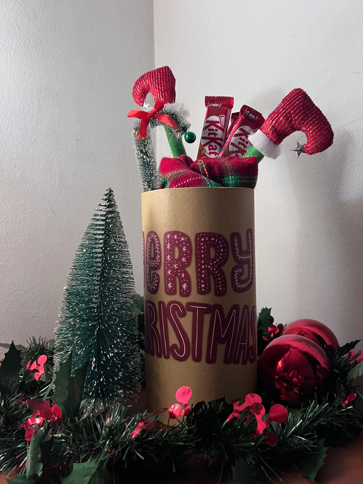 MERRY BOX