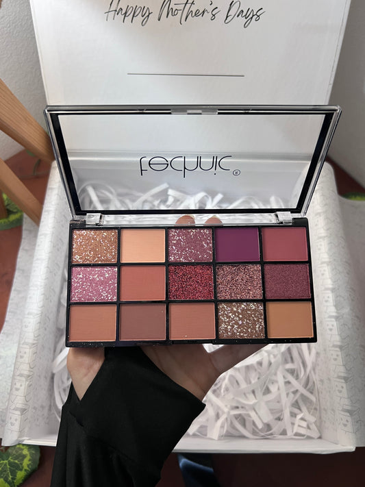 TECHNIC EYESHADOW