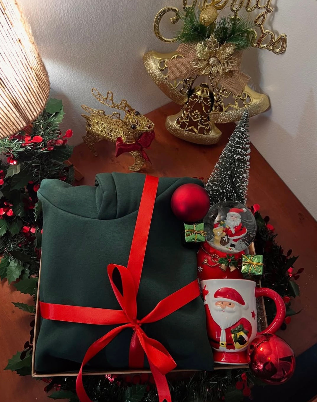 COZY NOEL BOX