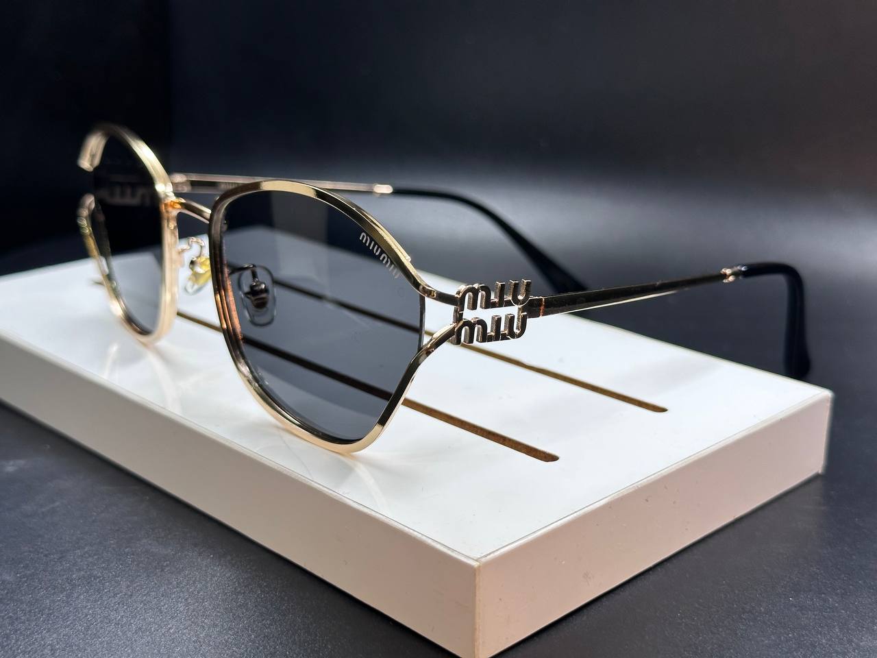 MIU-MIU sunglasses
