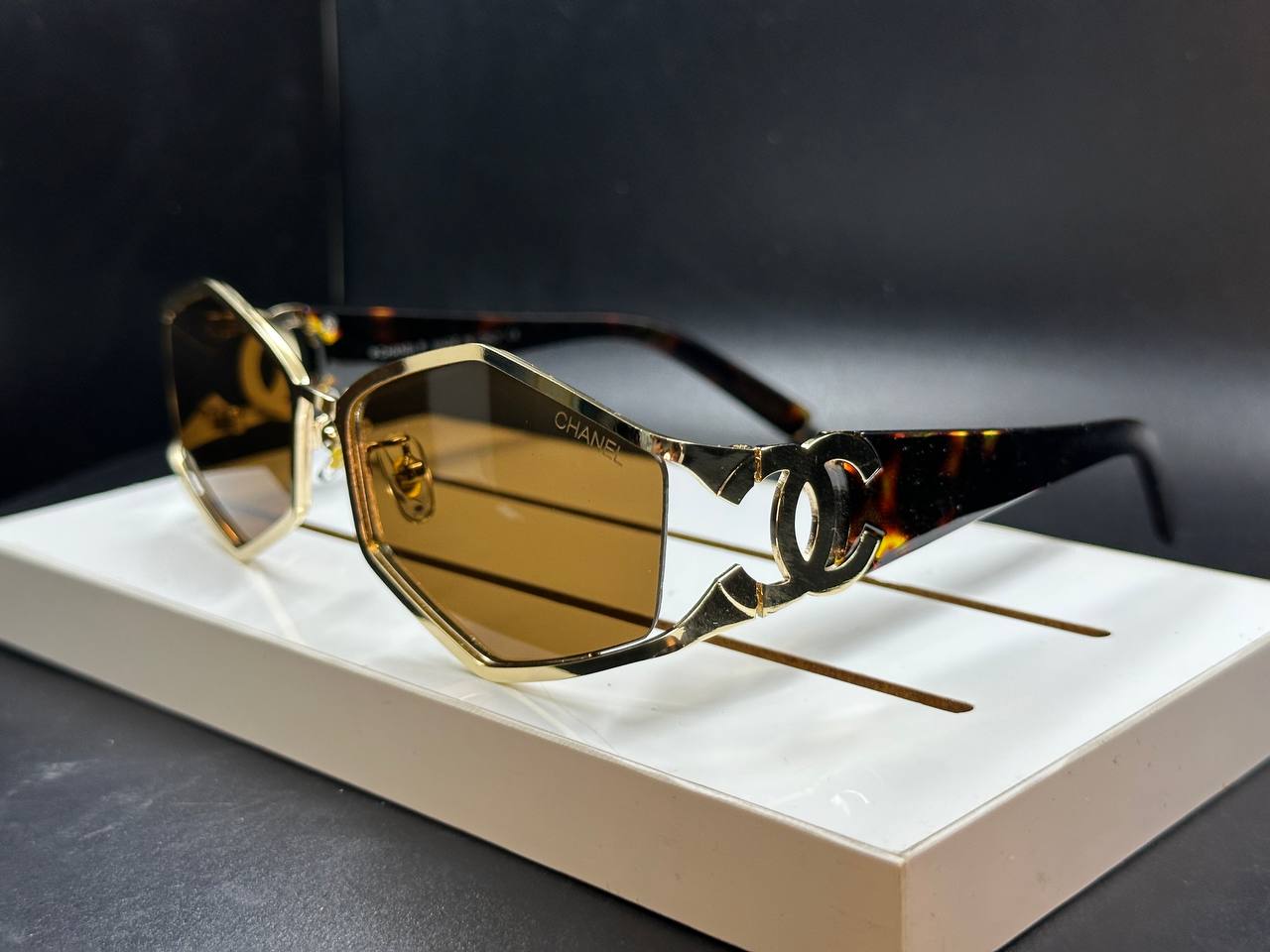 Cha-nel brown sunglasses
