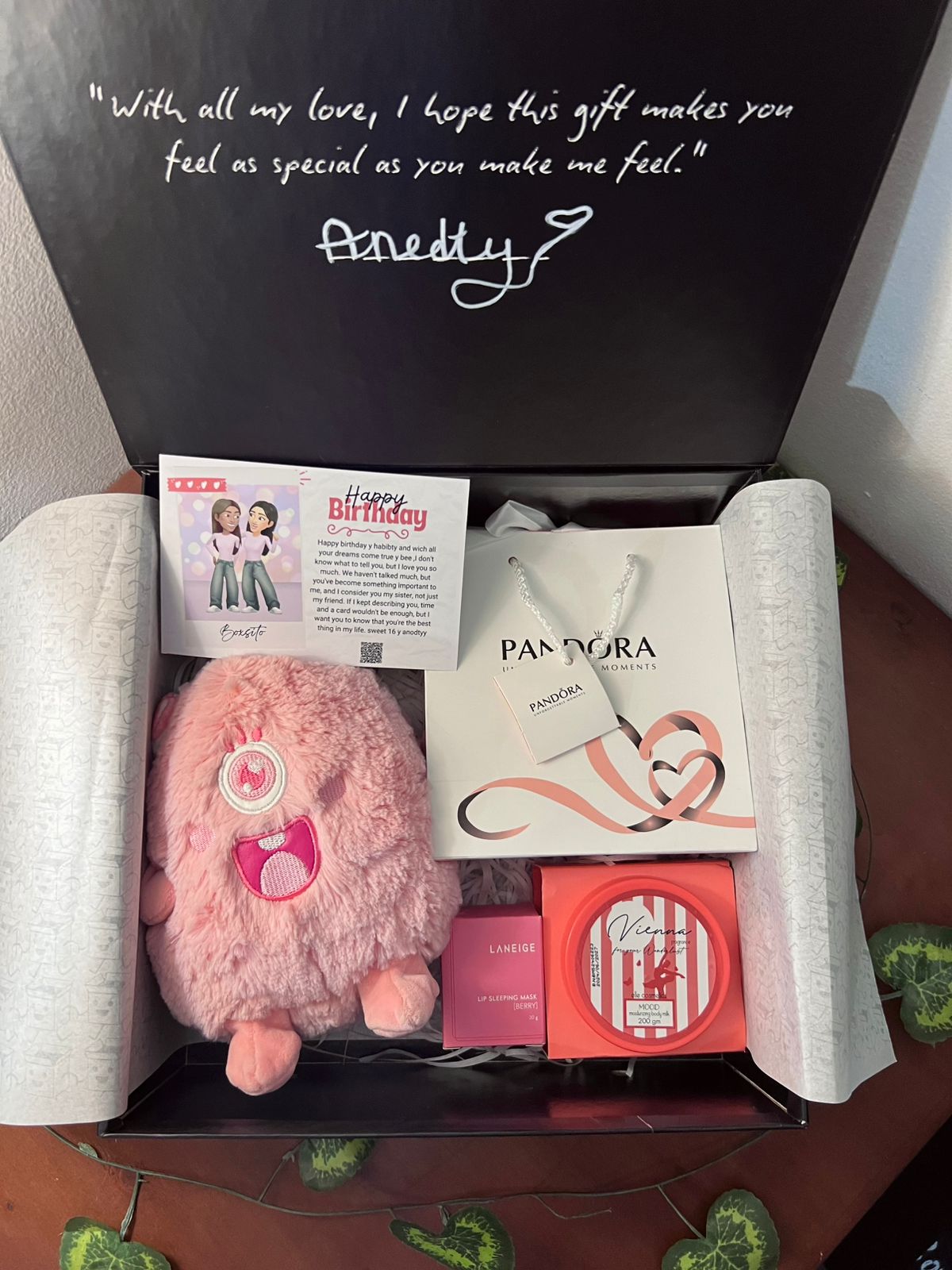 SUGAR BOX