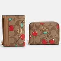 Co-ach wallet box