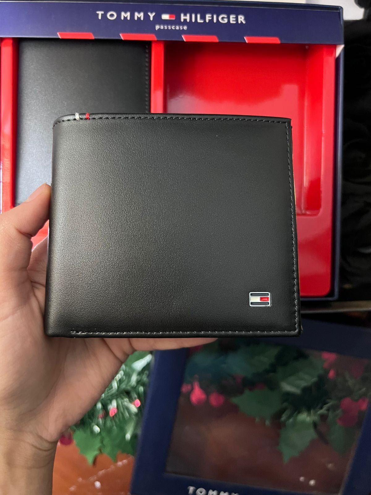 REFINED BOX