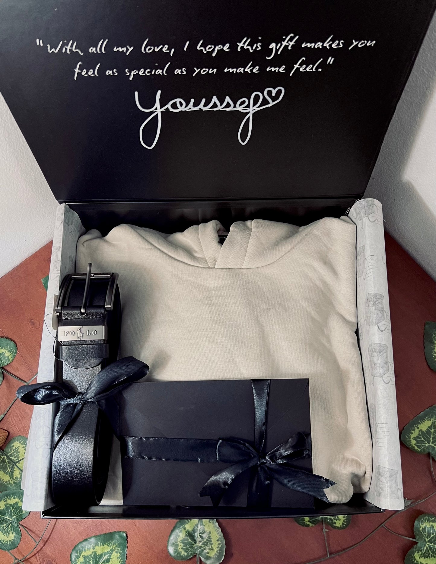 BEIGE BOX