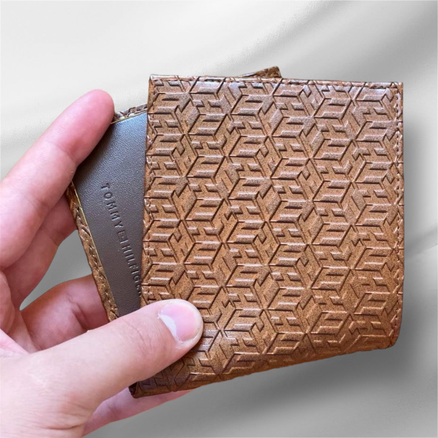 BROWN TOMMY WALLET