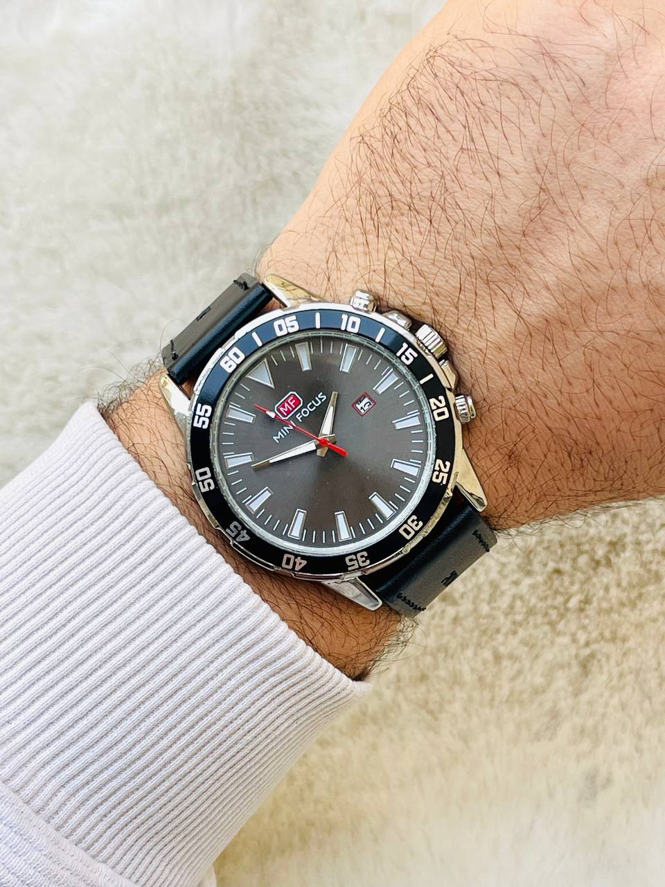 Focus watch