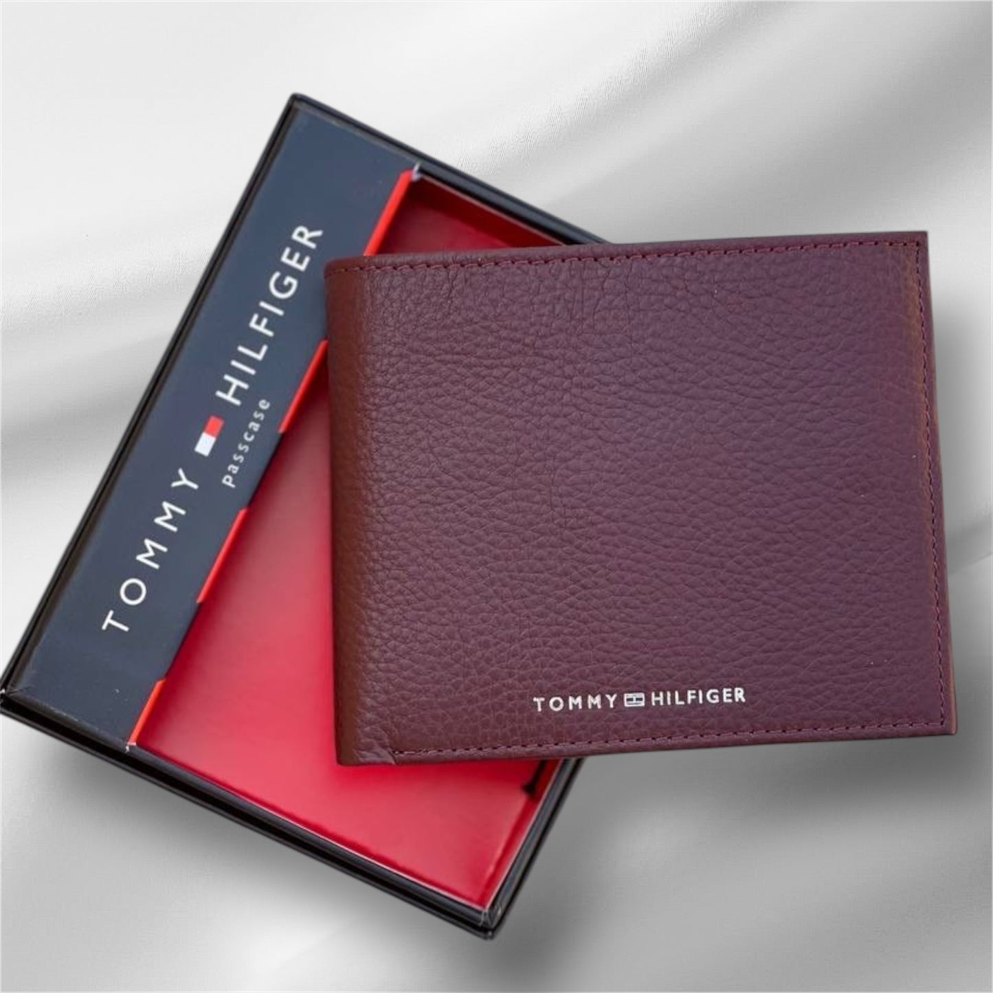 BURGUNDY TOMMY WALLET