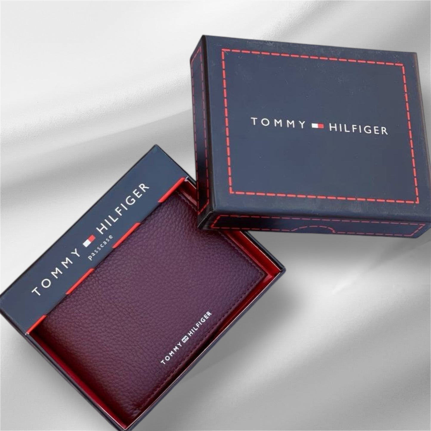 BURGUNDY TOMMY WALLET