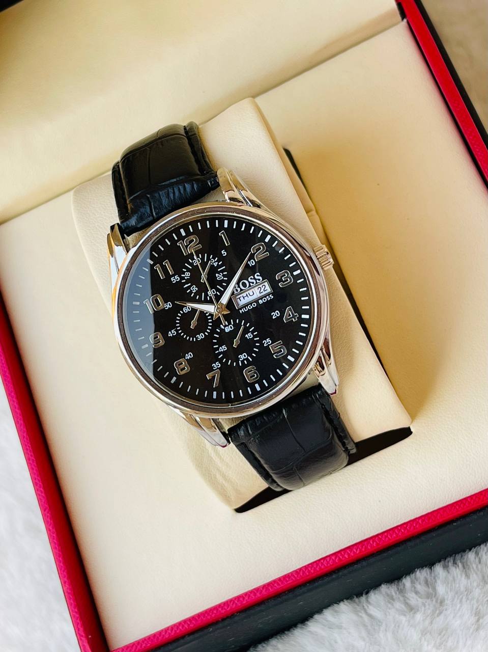 B O S S  WATCH