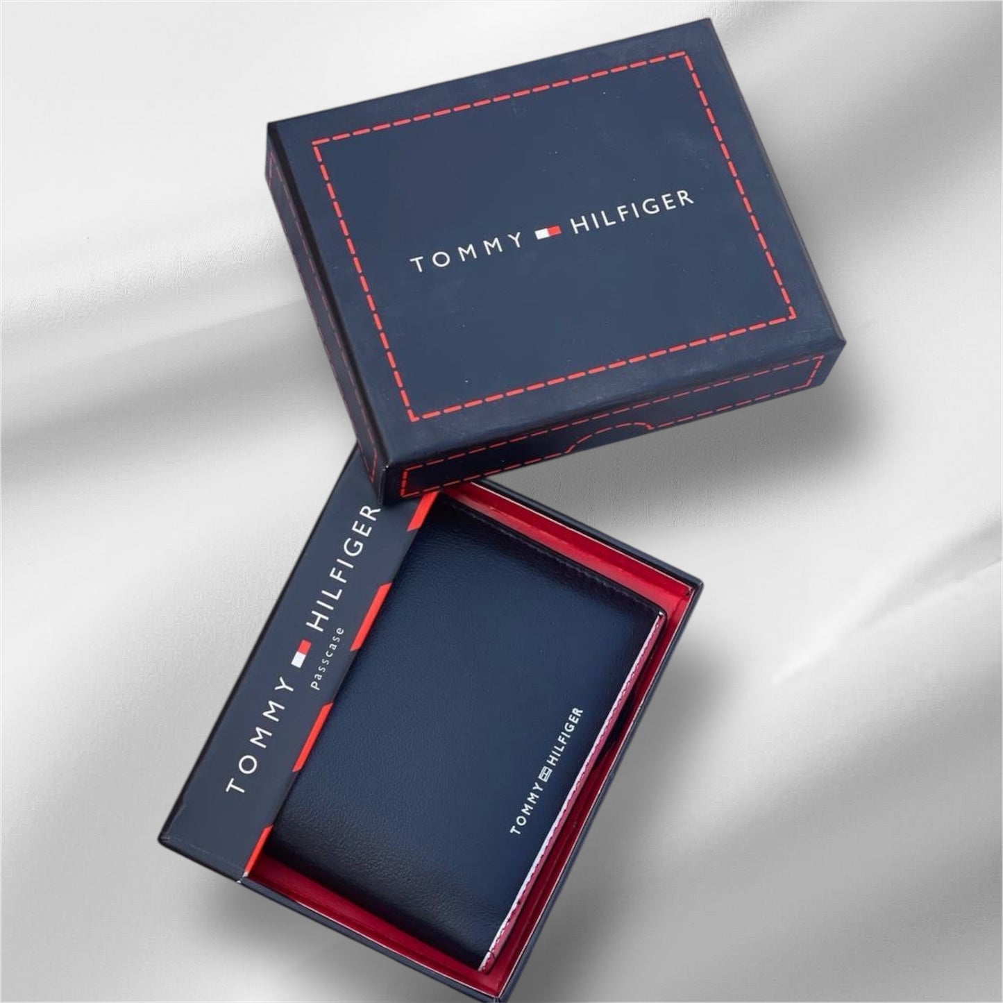 TOMMY WALLET