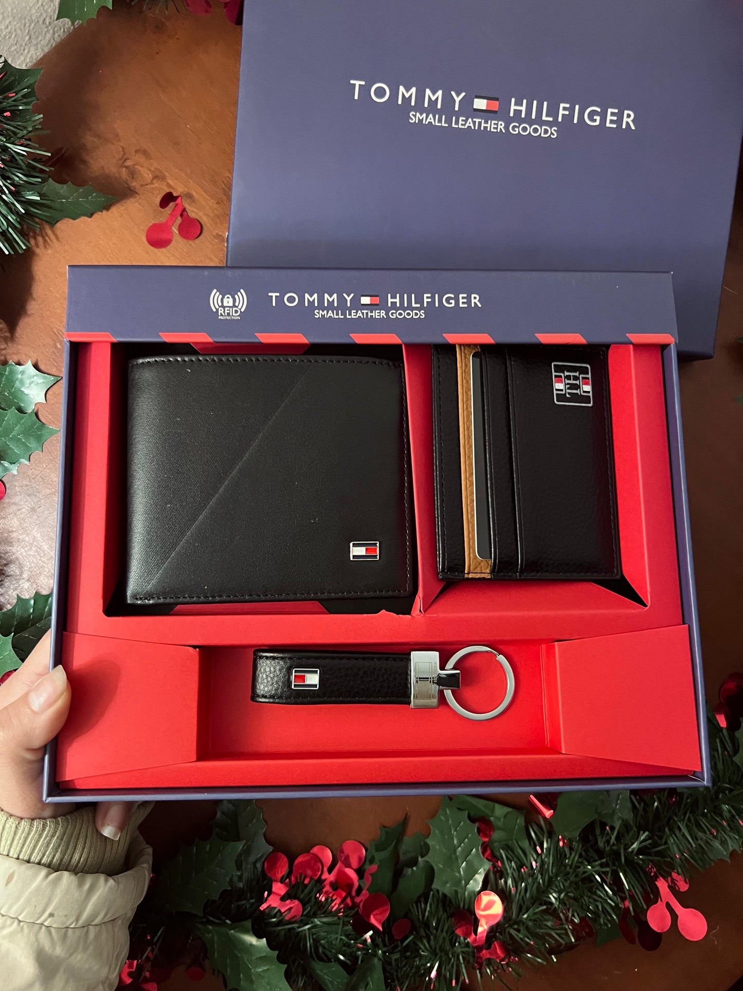 TOMMY BOX