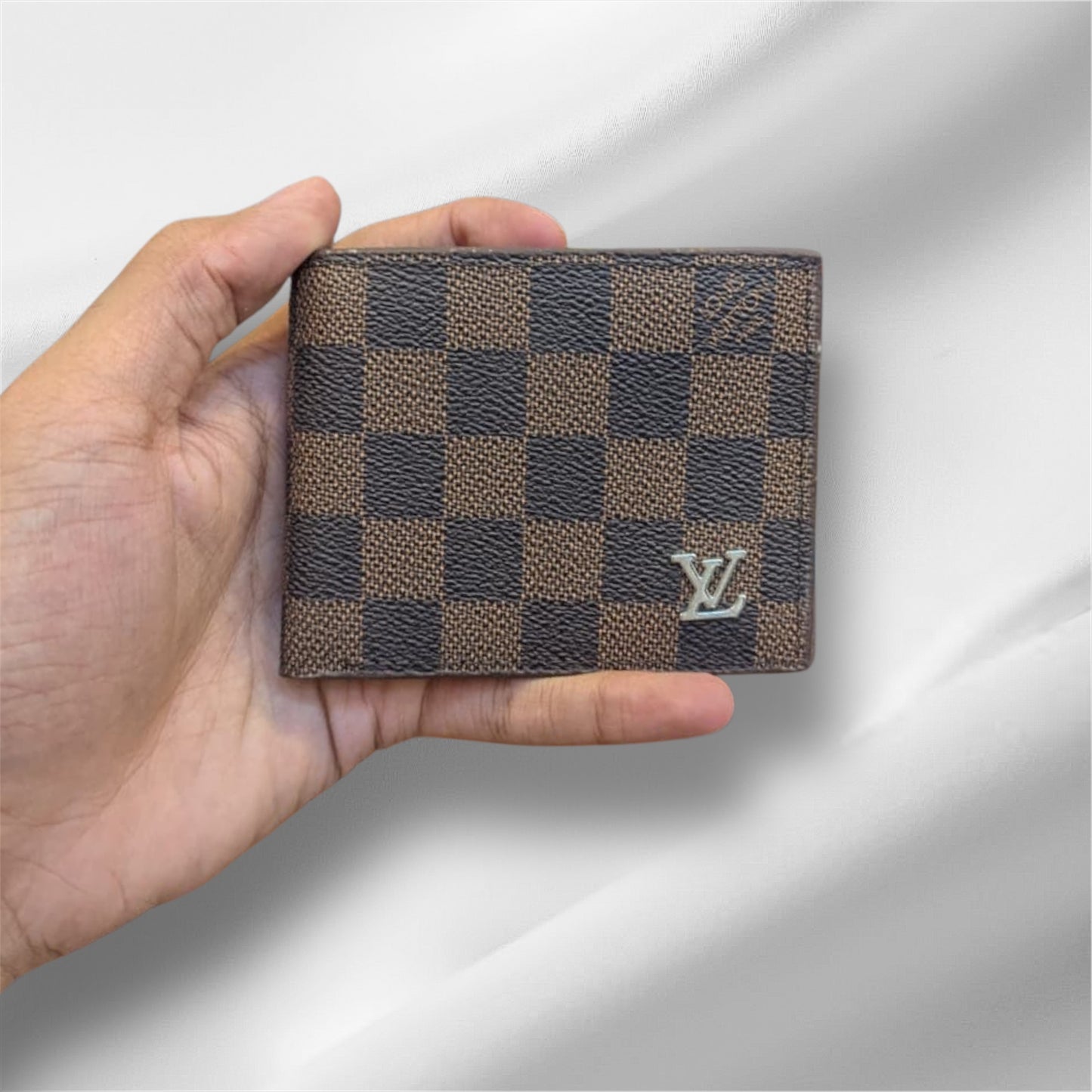 LV WALLET