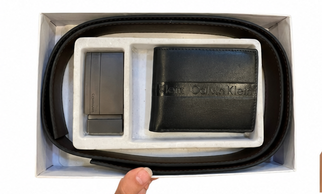 Calvin-Klein wallet&belt