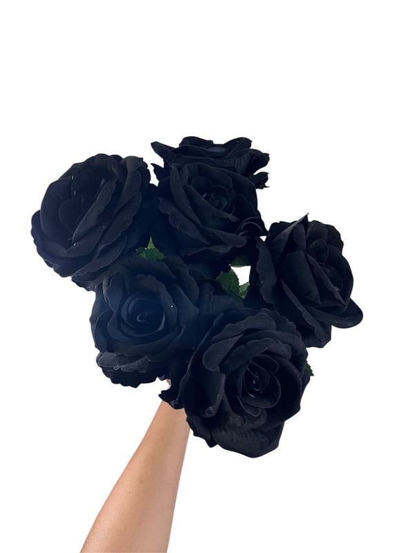 BLACK FLOWERS (per 1)